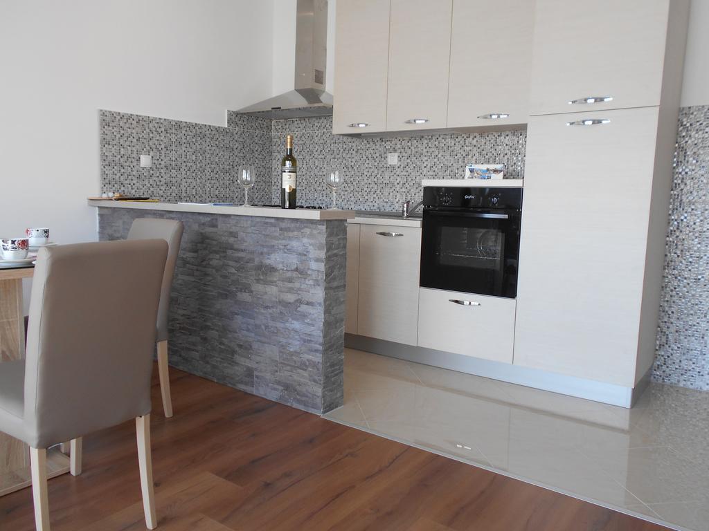 Apartment Cherry Kastela Luaran gambar