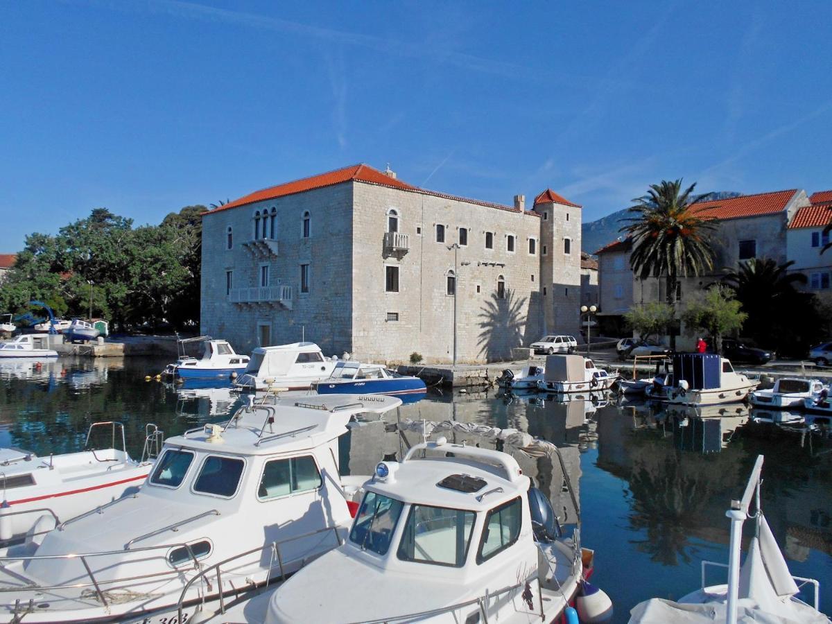 Apartment Cherry Kastela Luaran gambar