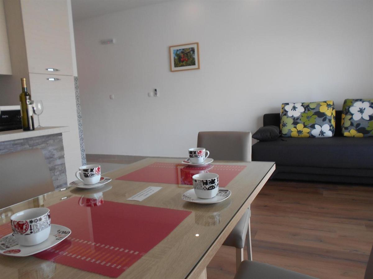 Apartment Cherry Kastela Luaran gambar
