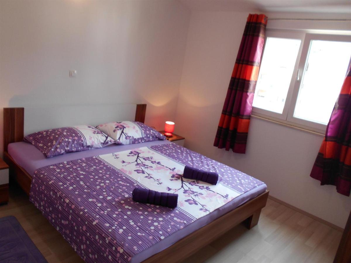 Apartment Cherry Kastela Luaran gambar