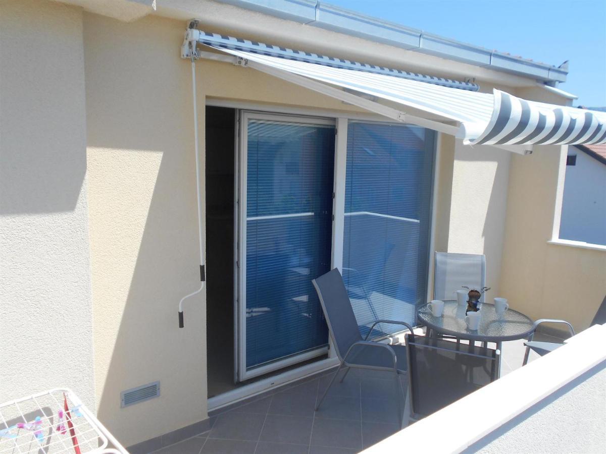 Apartment Cherry Kastela Luaran gambar