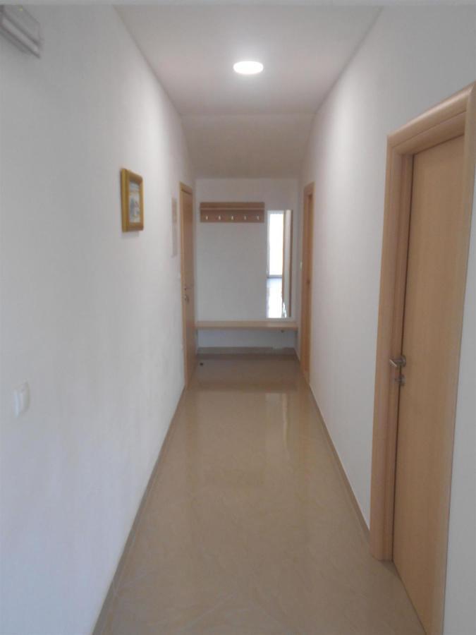 Apartment Cherry Kastela Luaran gambar
