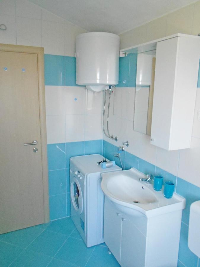 Apartment Cherry Kastela Luaran gambar