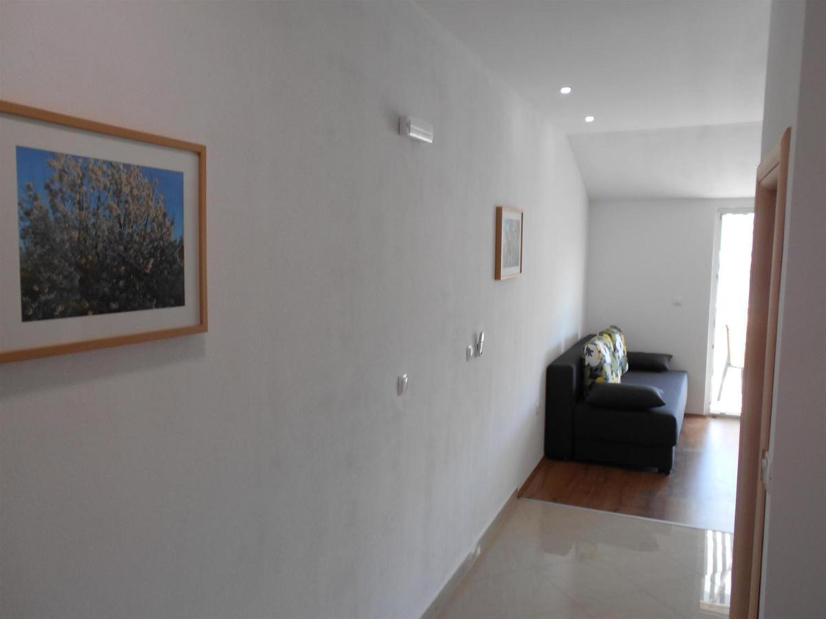 Apartment Cherry Kastela Luaran gambar